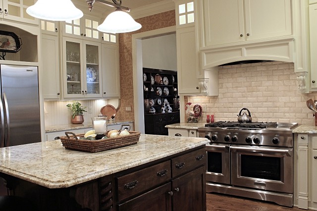 Ideas for Texas kitchen designs ... by Trent Williams Construction, Tyler, Texas