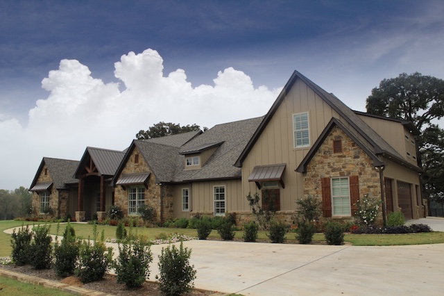 Contemporary transitional country manor in East Texas, by Trent Williams Construction Management Contemporary transitional country manor in East Texas, by Trent Williams Construction Management